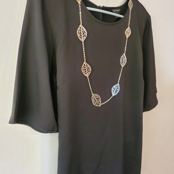 Ann Taylor Blouse - Picture 2 of 6